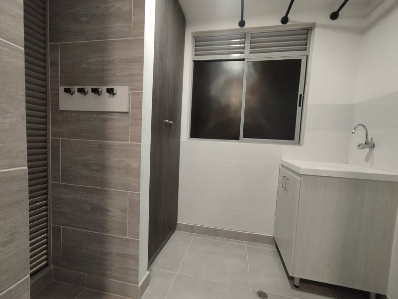 foto_104782_901271444_6581694843_ss