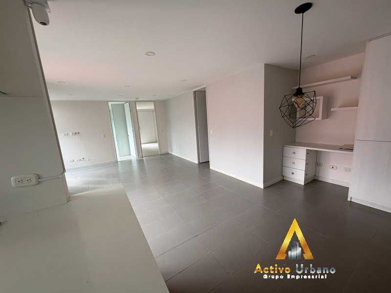 foto_104782_901271444_6585741913_ss