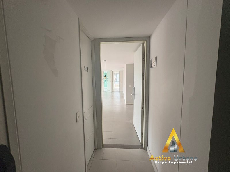 foto_104782_901271444_6586313500_ss