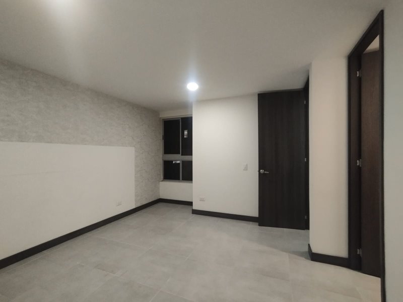 foto_104782_901271444_6595393406_ss