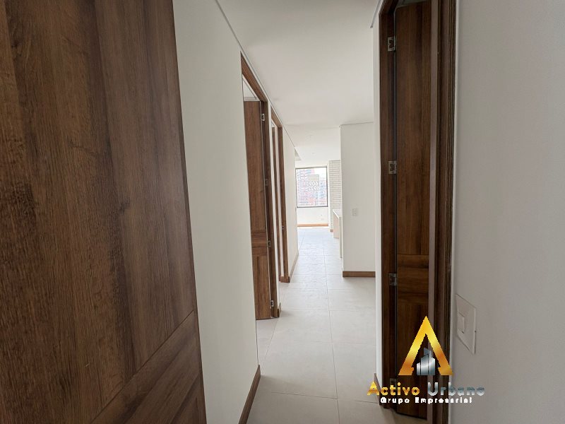 foto_104782_901271444_6638136673_ss