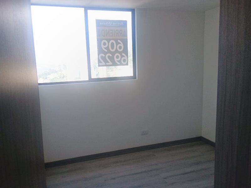 foto_104782_901271444_6854978860_ss