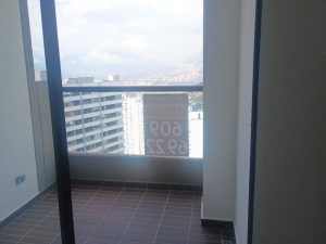 foto_104782_901271444_6864786926_ss