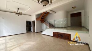 foto_104782_901271444_6880280556_ss