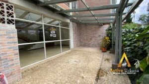 foto_104782_901271444_6909699280_ss