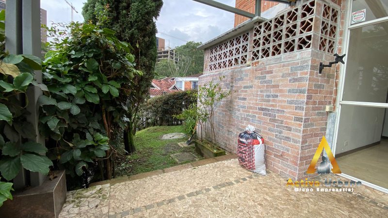 foto_104782_901271444_6912918335_ss