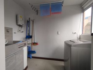 foto_104782_901271444_7352520800_ss