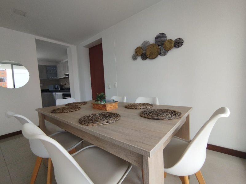 foto_104782_901271444_7355853107_ss