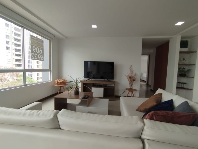 foto_104782_901271444_7385624047_ss