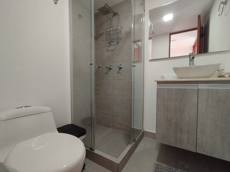 foto_104782_901271444_7439976878_ss