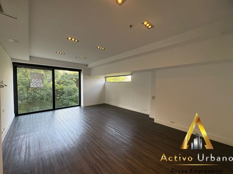 foto_104782_901271444_7623275071_ss