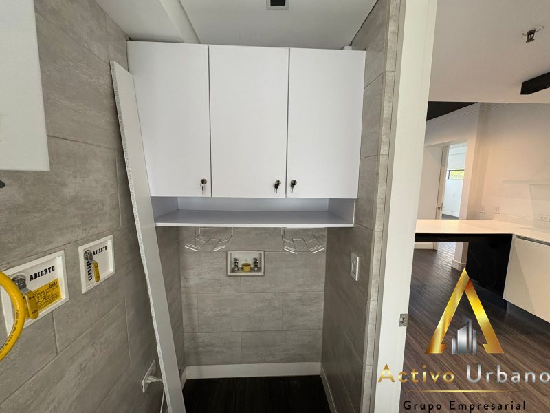 foto_104782_901271444_7627047611_ss