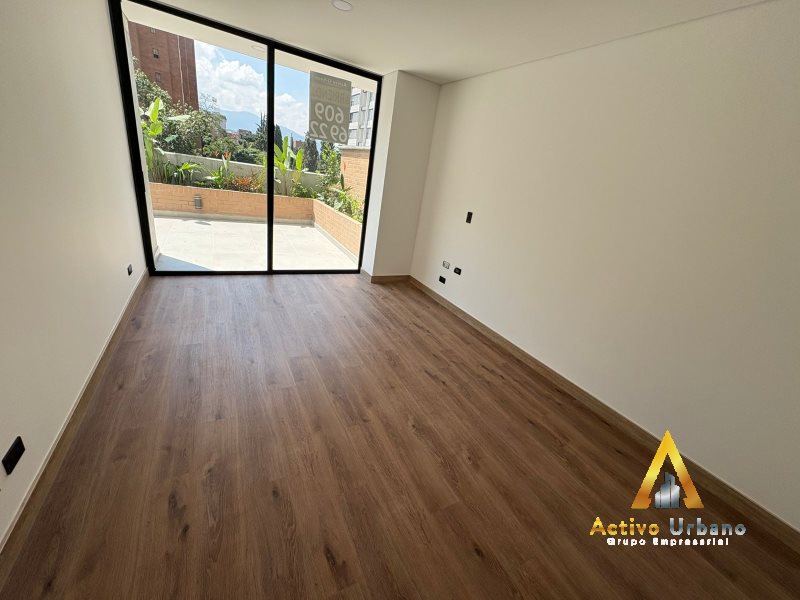 foto_104782_901271444_7633133870_ss