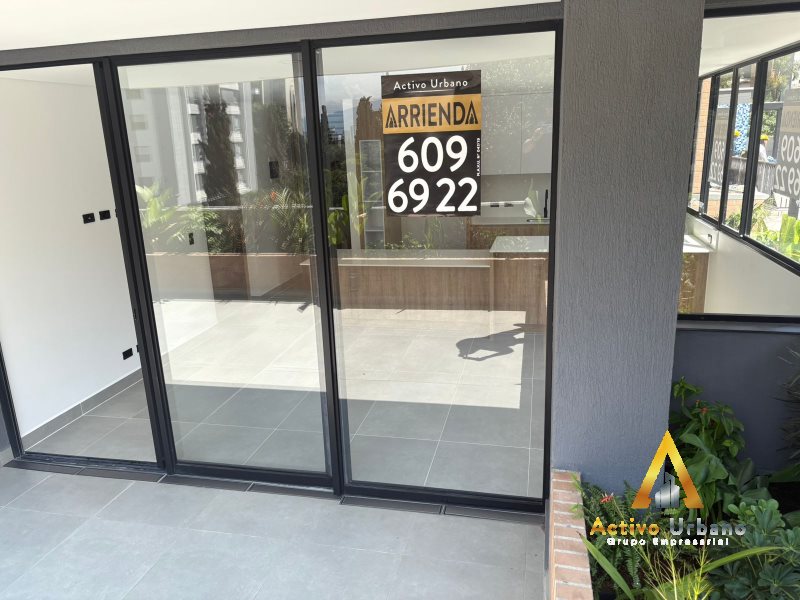 foto_104782_901271444_7667578092_ss