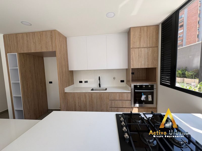 foto_104782_901271444_7738931085_ss