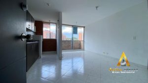 foto_104782_901271444_7818079307_ss