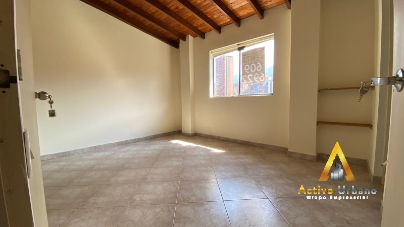 foto_104782_901271444_7852039576_ss