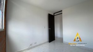 foto_104782_901271444_7854097159_ss