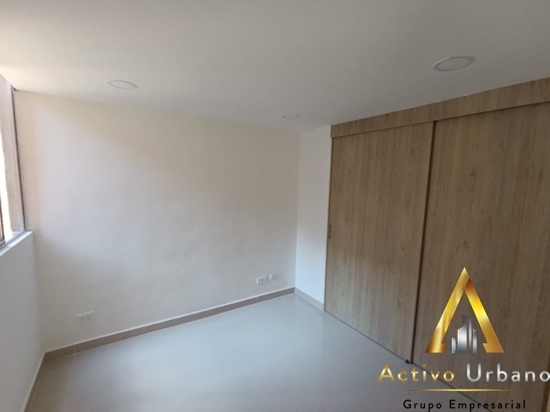 foto_104782_901271444_7866665866_ss