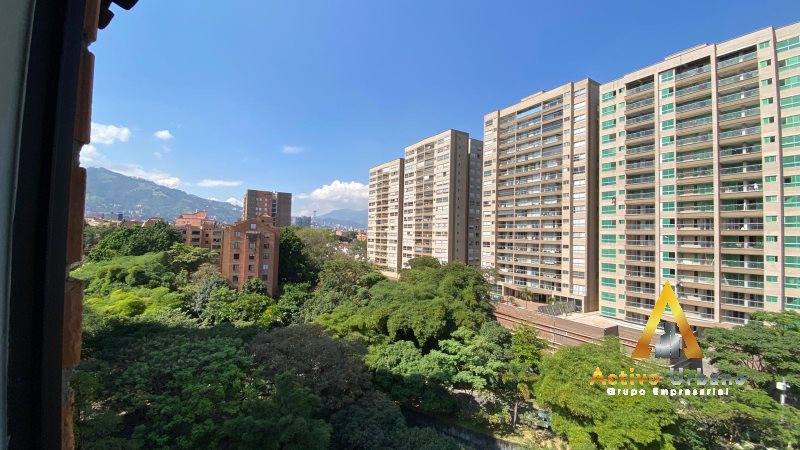 foto_104782_901271444_7868173898_ss