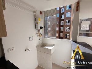 foto_104782_901271444_7882498498_ss