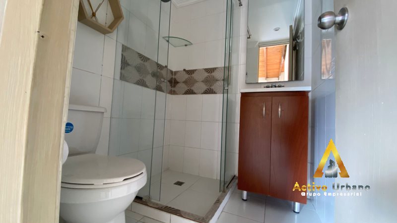 foto_104782_901271444_7910394243_ss