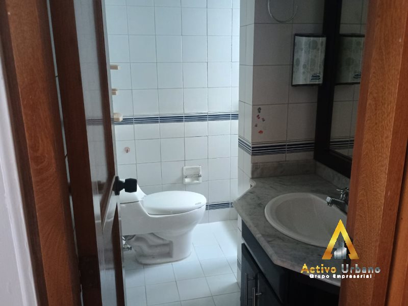 foto_104782_901271444_7986645061_ss