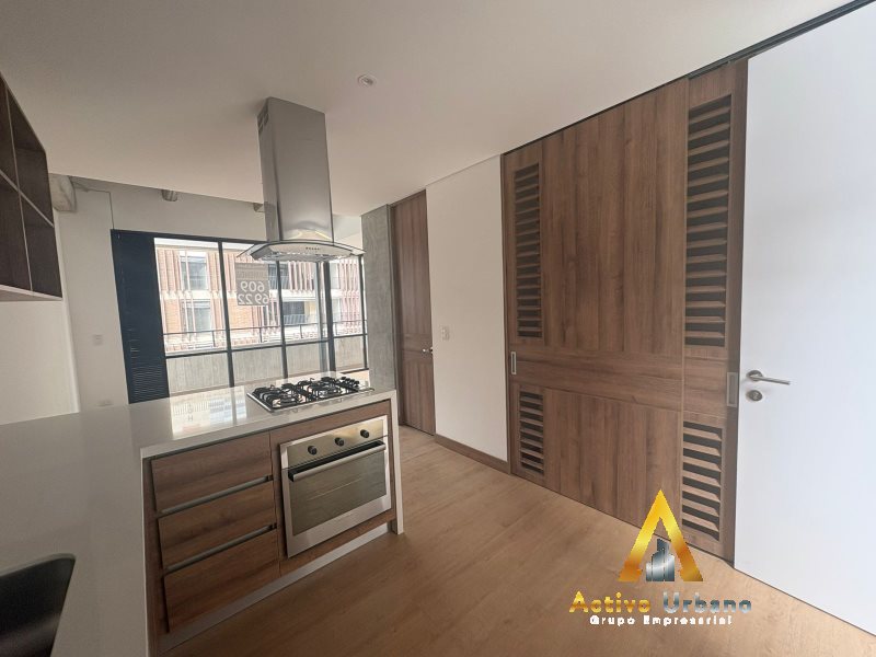 foto_104782_901271444_8162844890_ss