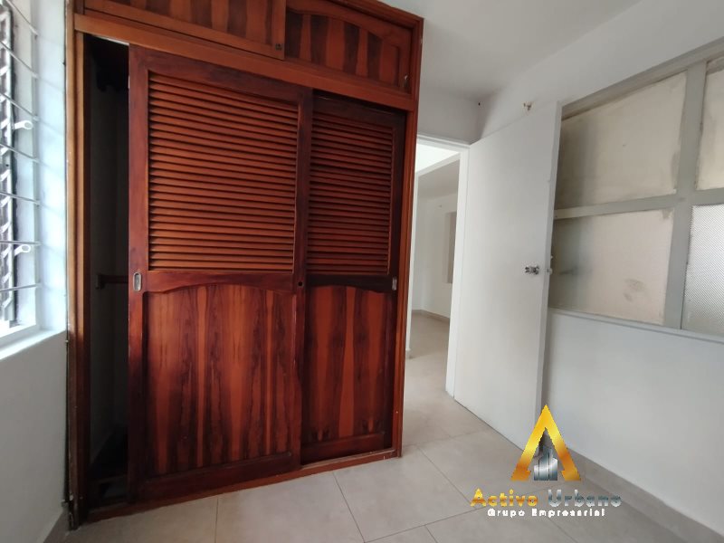 foto_104782_901271444_8187111964_ss