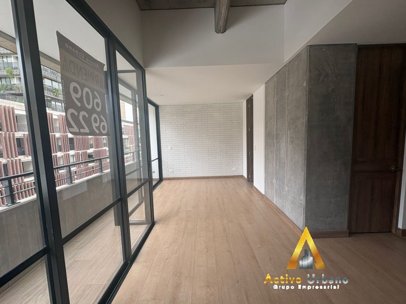 foto_104782_901271444_8187593898_ss