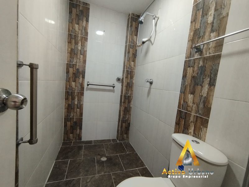 foto_104782_901271444_8253397154_ss