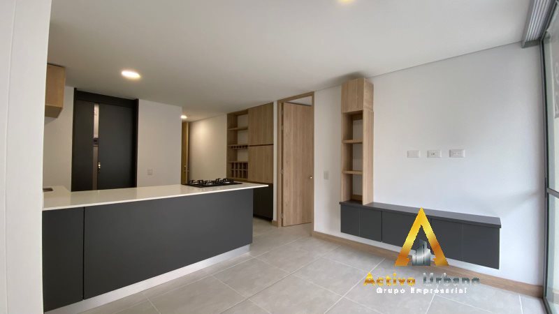 foto_104782_901271444_8254191056_ss