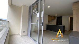 foto_104782_901271444_8276517774_ss