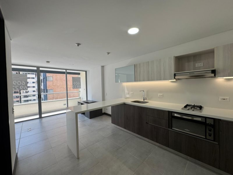 foto_104782_901271444_8326644487_ss