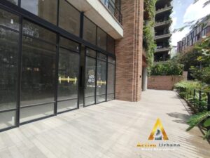 foto_104782_901271444_8502328542_ss