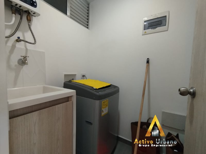 foto_104782_901271444_8574183085_ss