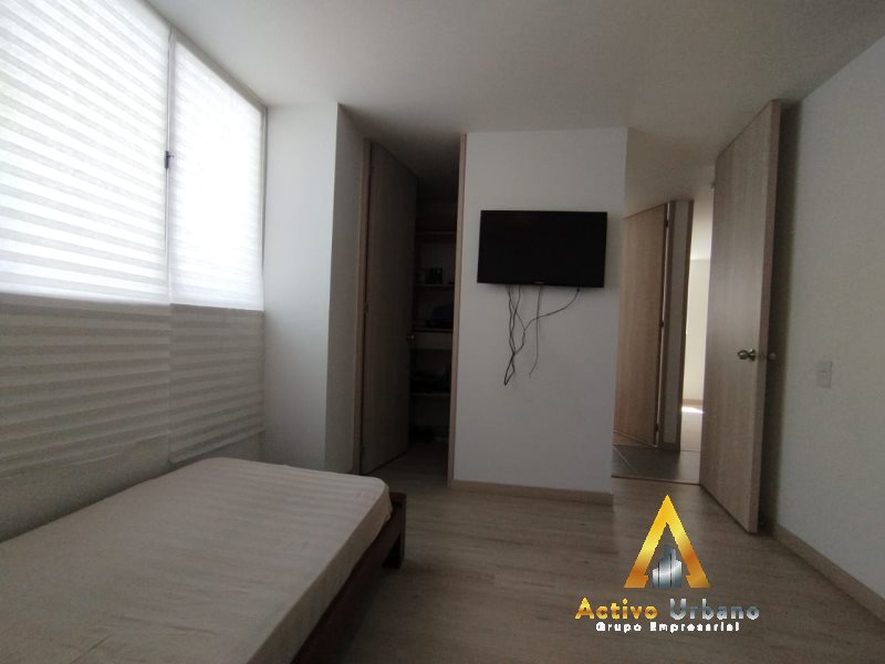 foto_104782_901271444_8644867847_ss