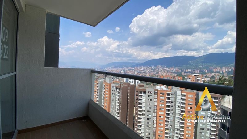 foto_104782_901271444_8648447311_ss