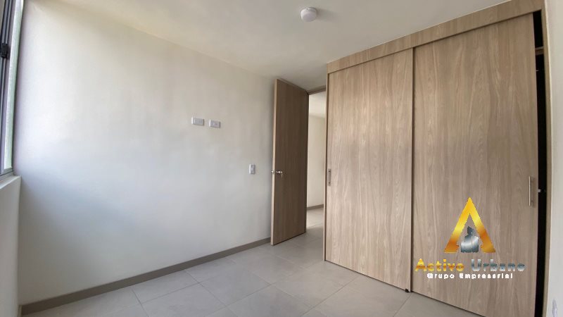 foto_104782_901271444_8667902248_ss