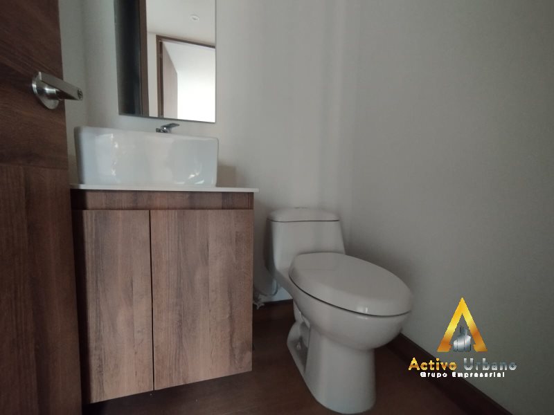 foto_104782_901271444_8686981895_ss