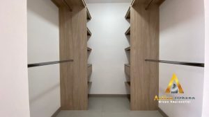 foto_104782_901271444_8691350290_ss