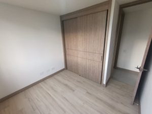 foto_104782_901271444_8715238491_ss