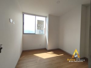 foto_104782_901271444_8727225736_ss