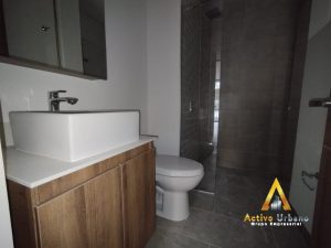 foto_104782_901271444_8729388711_ss