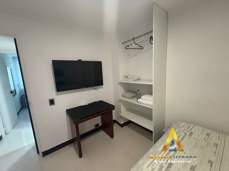 foto_104782_901271444_8860225771_ss