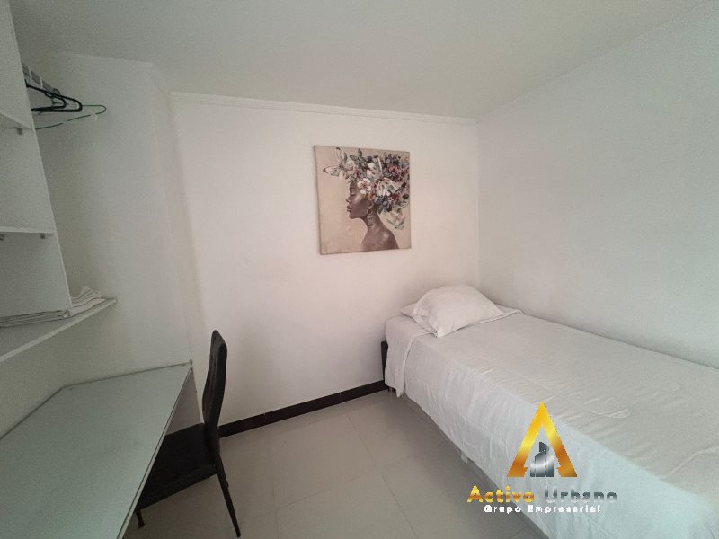 foto_104782_901271444_8888534259_ss