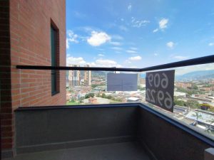 foto_104782_901271444_8900210999_ss