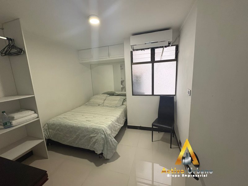 foto_104782_901271444_8937783176_ss