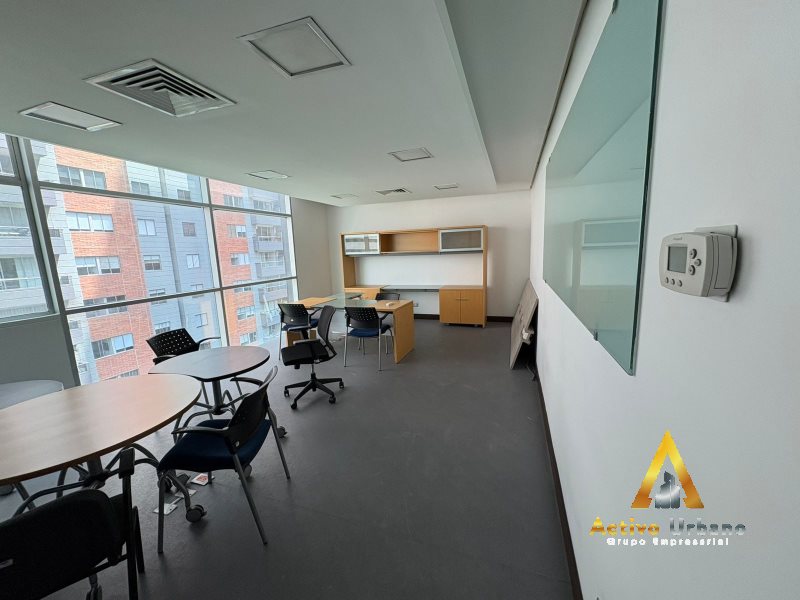 foto_104782_901271444_8939415410_ss