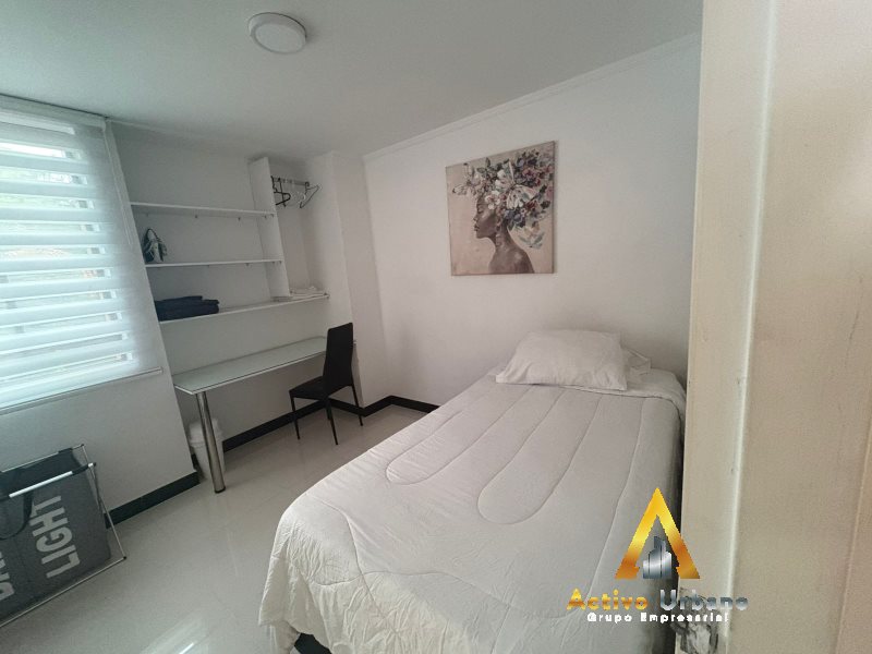 foto_104782_901271444_8957379723_ss